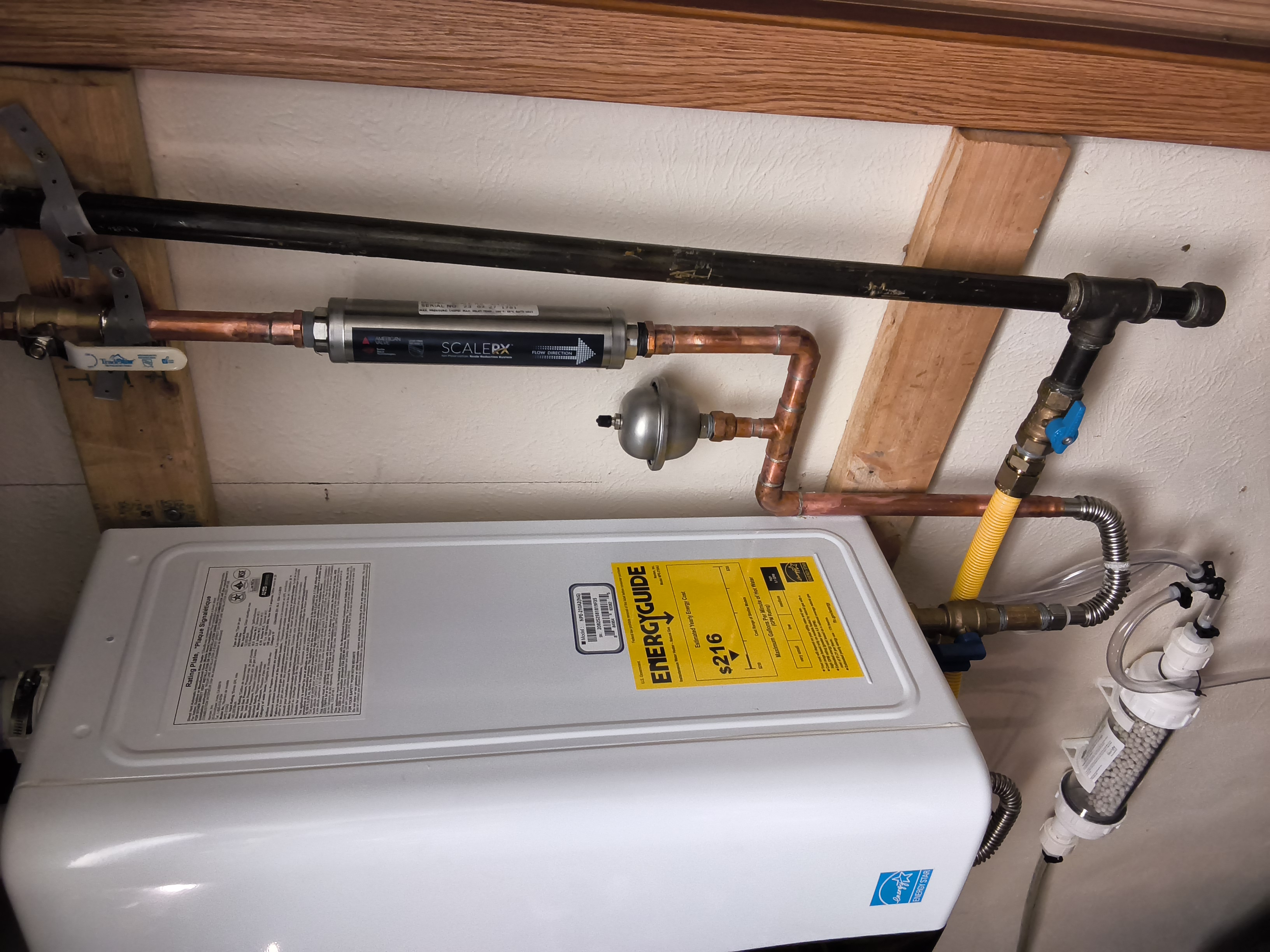 Tankless water heater vent connections